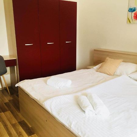 Meduza B&B Barbat na Rabu Luaran gambar