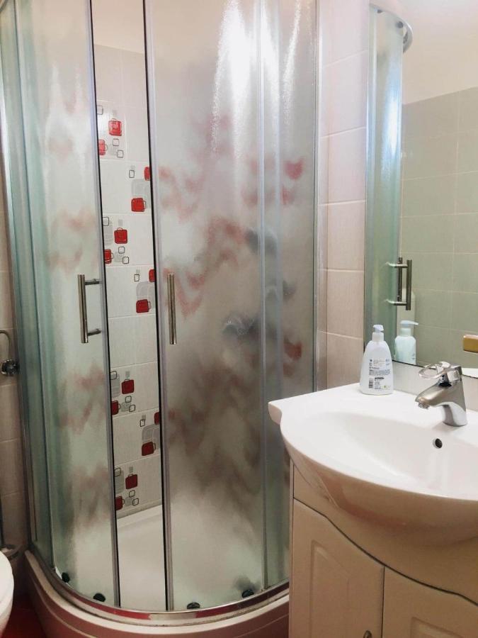 Meduza B&B Barbat na Rabu Luaran gambar
