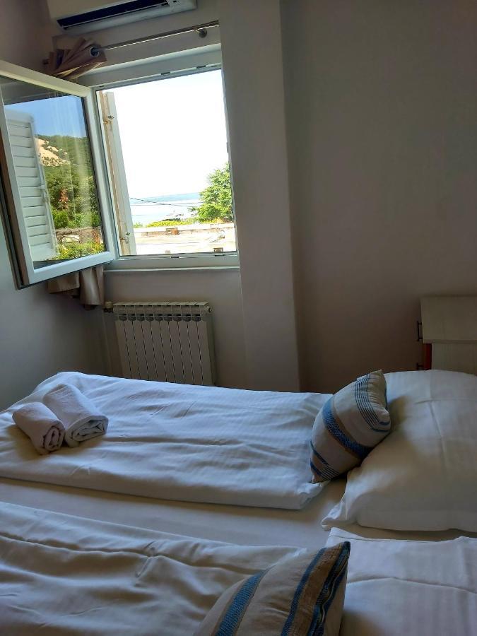 Meduza B&B Barbat na Rabu Luaran gambar